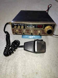 Vintage Teaberry CB RadioT Bear Multi Channel Original -Powers Up + Mic Untested - Picture 1 of 24