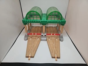 Thomas & Friends Wooden Railway Knapford Station with Lights 2013 Mattel - Picture 1 of 14