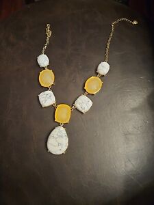 Chunky  Necklace Yellow and White, Gold Tone Clasp -18" long