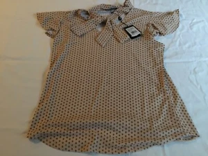 Adrianna Papell Pink Geometric Print Short Flutter Sleeve Top Size S NWT - Picture 1 of 4