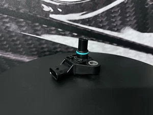 NEW Genuine Mercedes-Benz OM651 Manifold Charge Air Pressure Sensor A0101537428 - Picture 1 of 12