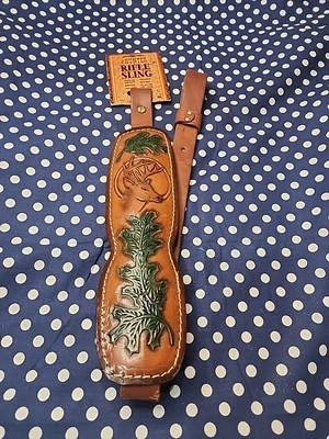 PRO HUNTER TOOLED WHITETAIL WHITE STITCHED PADDED SUEDE BACKED SLING # 27-186 - Image 1 of 4