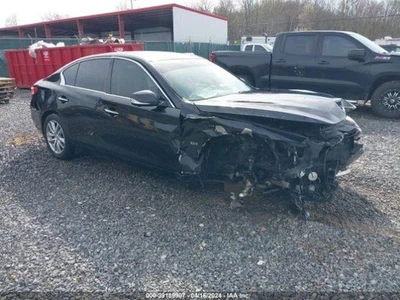 Espejo retrovisor interior delantero central usado se adapta a: Infiniti Q50 2016 con navegación Foto 1 de 4