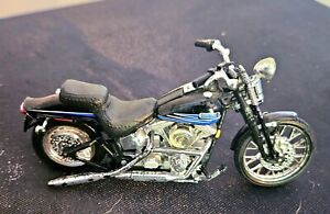 Maisto Harley Davidson BAD BOY Cruiser Motorcycle 1/18 scale Diecast 