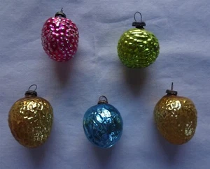 5 Antique Miniature Glass Christmas Tree Ornaments, Strawberry Raspberry Walnuts - Picture 1 of 5