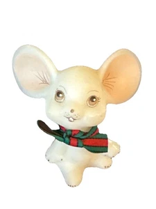 Fenton Maus weiß satiniertes Glas mit roter und grüner Schleife handbemalt  - Bild 1 von 5