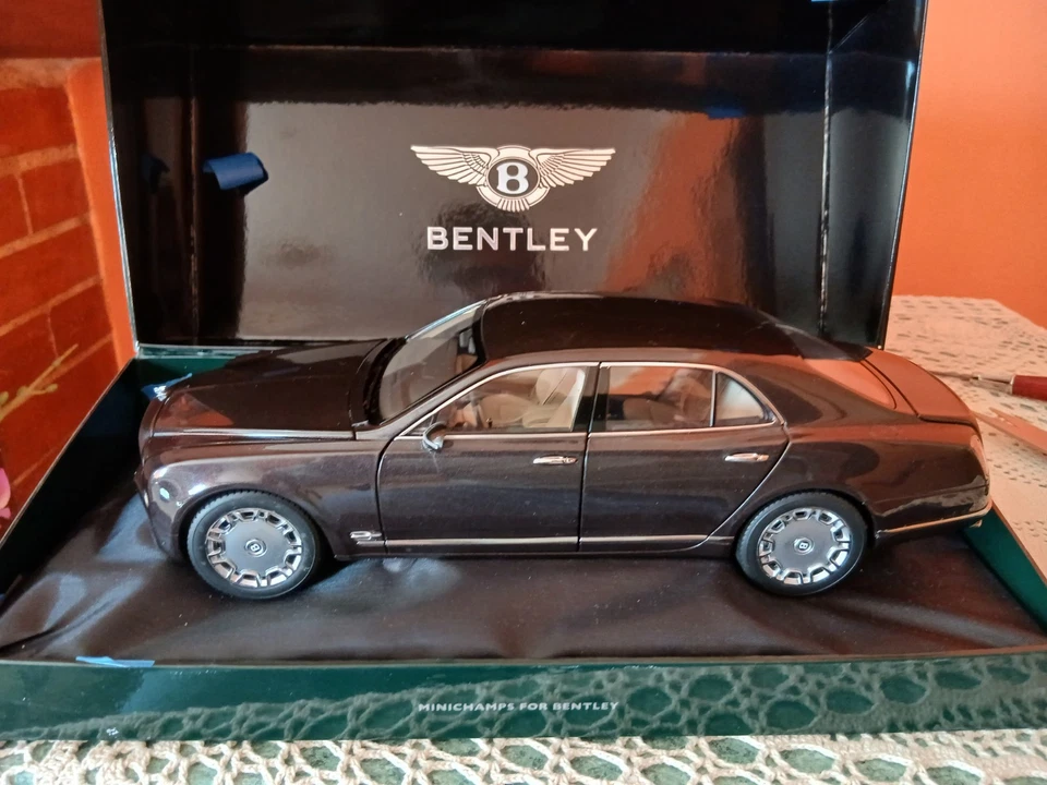 Bentley Mulsanne,minichamps 1/18 - Immagine 1 di 4