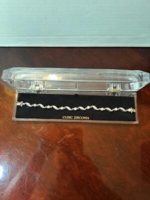 Pulsera Tenis Cubix Zirconia Acero Inoxidable 7.5" Foto 1 de 4