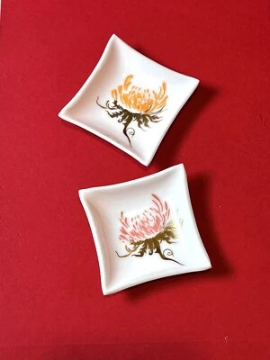 2 Pink / Peach White Glass Lotus Flower Decorative Dipping Plates 2.5" - Image 1 of 4