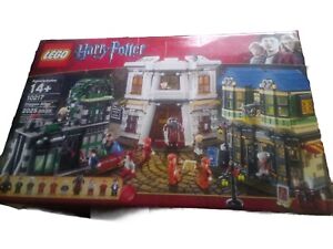 LEGO HARRY  POTTER  DIAGON  ALLEY  10217 Retired. 100% COMPLETE