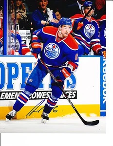 EDMONTON OILERS JESSE JOENSUU FIRMADO A LO LARGO DE TABLAS 8X10 - Imagen 1 de 1