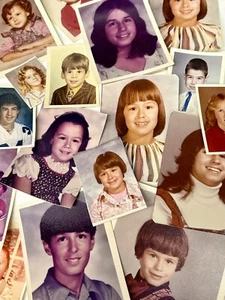 24 Vintage Photo Lot Portraits Family Children Men Women Color 70’s 80’s - Picture 1 of 6