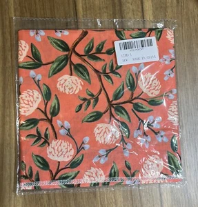 Elegant Little Tail Dog Bandana Large NWT 30x21”x21” - Picture 1 of 3