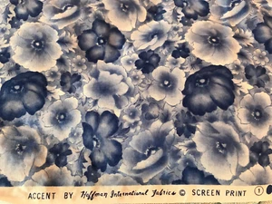 Hoffman International Stoffe "Accent" blau Blumen Siebdruck 100% Baumwolle - Bild 1 von 3