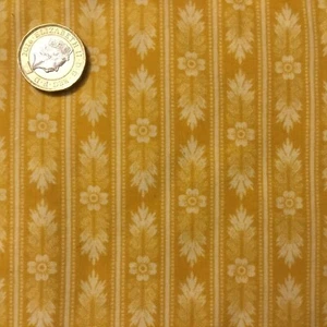 Golden Yellow Flower Stripes 100% Cotton Long Quarter 25cm X Width Of Fabric - Picture 1 of 1
