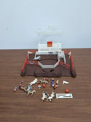 1/64 Ertl Farm Country Action Rodeo Set  Plastic Replica  - Image 1 of 4