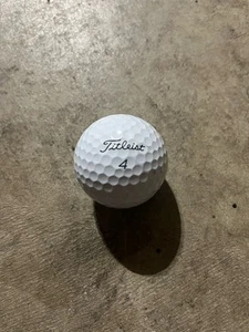 titleist golf balls - Picture 1 of 1