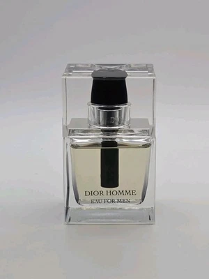 Dior Homme Eau for Men Eau De Toilette Spray 1.7 OZ 50 ml como en la foto  Foto 1 de 4