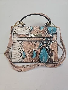 Handbag Purse NWOT Fashion Faux Leather Animal Print 2 Handles City College Club - Picture 1 of 13