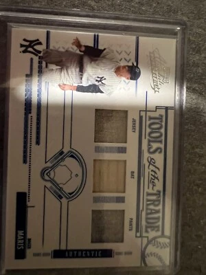 2005年绝对纪念品贸易工具TT-177罗杰·马里斯蝙蝠球衣/100 — 第 1/2 张图片