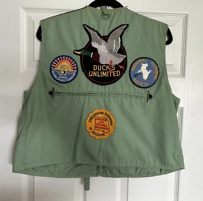 Vintage 1970s Olympic International Fishing Vest With Patches Men’s Large - Image 1 of 4