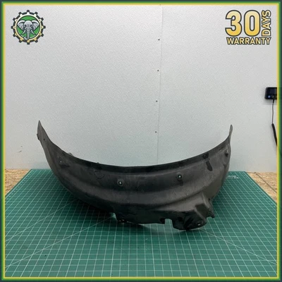 01-05 AUDI C5 ALLROAD QUATTRO GUARDABARROS DELANTERO DERECHO FORRO PROTECTOR CONTRA SALPICADURAS OEM Foto 1 de 4