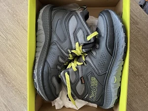 HOKA ONE ONE Herren Tor Tech Mid wasserdichter Wanderschuh, grau/säure, US 9 M - Bild 1 von 6
