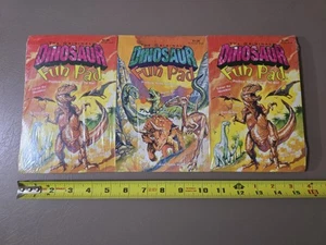 Paquete de 3 libros de actividades de almohadilla divertida de dinosaurios vintage - Imagen 1 de 5