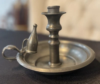 Antiguo palo de cámara de peltre con tapón. Foto 1 de 3