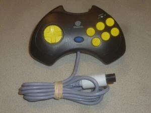 SEGA DREAMCAST ASCII PAD CONTROLLER CAPCOM VERSION FIGHTING SPECIAL RARE 1301P - Picture 1 of 4