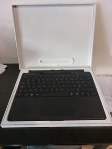 Microsoft Surface pro 8 Français !!️ SANS STYLET !!️ - Photo 1/3