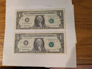 (2) BANK NOTES 1999 MATCHING SERIAL NUMBERS - Picture 1 of 1