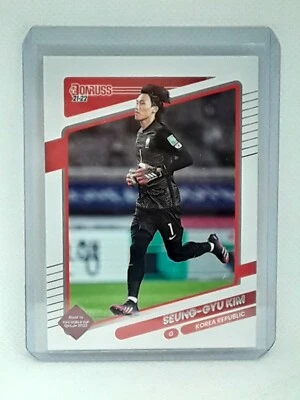 Seung-gyu Kim 2021-22 Donruss Road To Qatar Soccer - #136 - Korea Republic - Image 1 of 2