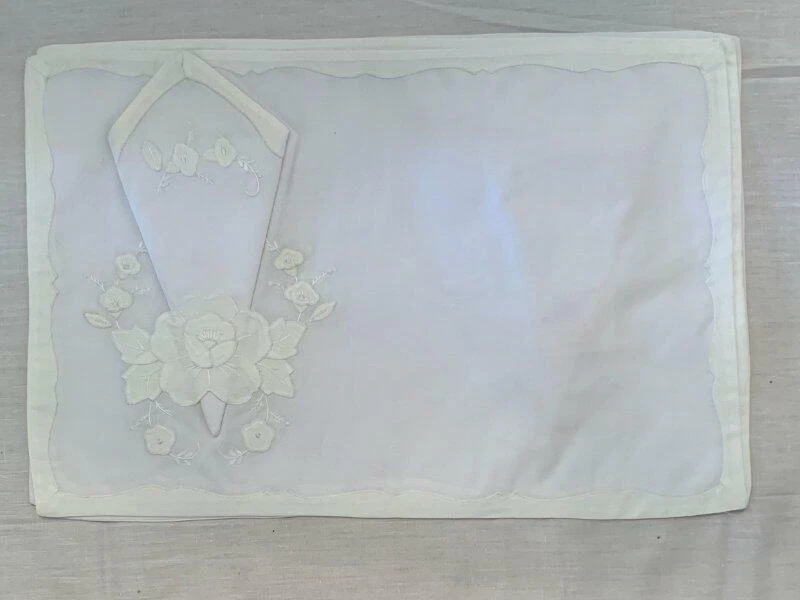 Vintage Sunham Embroidered Appliqued White Placemat Napkin Set 8pcs NEW - Image 1 of 1
