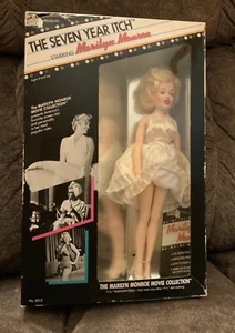 Muñeca Marilyn Monroe The Seven Year Itch 1982 de colección nueva en caja - Imagen 1 de 3