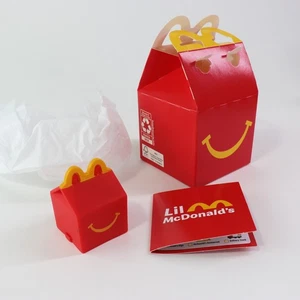 Mini juguete Happy Meal para niños Lil McDonald's 2025 miniatura #3 rojo nuevo con caja - Imagen 1 de 7