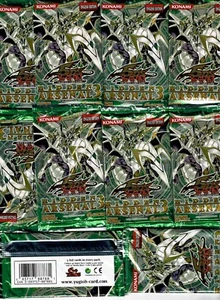YUGIOH PACKS " VERSTECKTES ARSENAL 3" 10 PACK LOT SCHÖNE 5 KARTEN PRO PACK - Bild 1 von 1