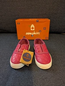 Oomphies Kids Shoes 8c Robin Berry Toddlers Slip On Quilted Sneakers NIB - Picture 1 of 4