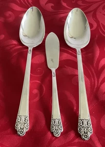 International Rogers silverplate Precious 2 serving spoons 8 1/2" & 1 butter... - Picture 1 of 3