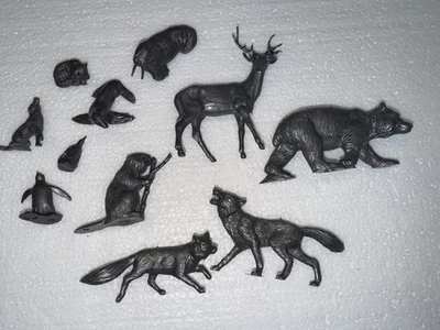 MARX TOYS  54 MM  PLAYSET REISSUE Animals North American And Arctic Stag Bear - Image 1 of 4