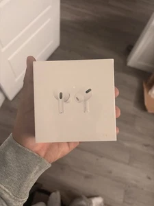 AirPods Pro 2 - Photo 1 sur 3
