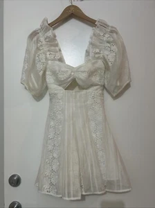 alice mccall sunday rose dress WHITE colour sz 4 (G40 - Picture 1 of 7