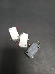 5304456667 Frigidaire Refrigerator Icemaker Switches - Picture 1 of 1
