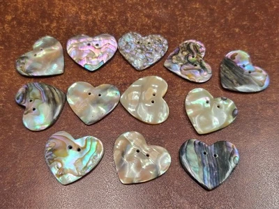 12 PCS HEART ABALONE SHELL SEWING TWO HOLES BUTTONS 25MM - Image 1 of 2