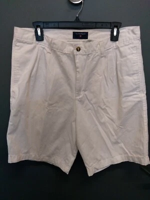 Pantalones cortos de algodón para hombre Saddlebred talla 34W blanco frente plano Foto 1 de 4