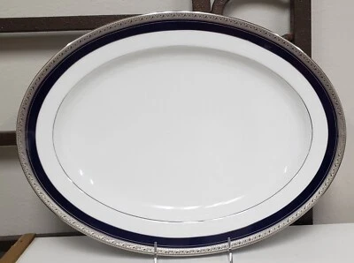 Plato Noritake Porcelana CRESTWOOD COBALTO PLATINO 16" Nunca Usado TOTALMENTE NUEVO Foto 1 de 3