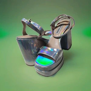Steve Madden Warped Platform Block Heel Sandal Iridescent Rainbow Size 7 - Picture 1 of 6
