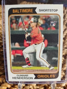 2023 Topps Heritage #64 Gunnar Henderson (RC) - Bild 1 von 2