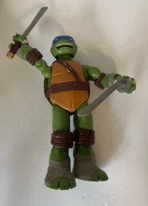 Leonardo Teenage Mutant Ninja Turtle 10 inch Toy - Picture 1 of 9