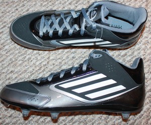 Las mejores ofertas en Adidas zapatos de fútbol americano para Gris para  Hombres | eBay